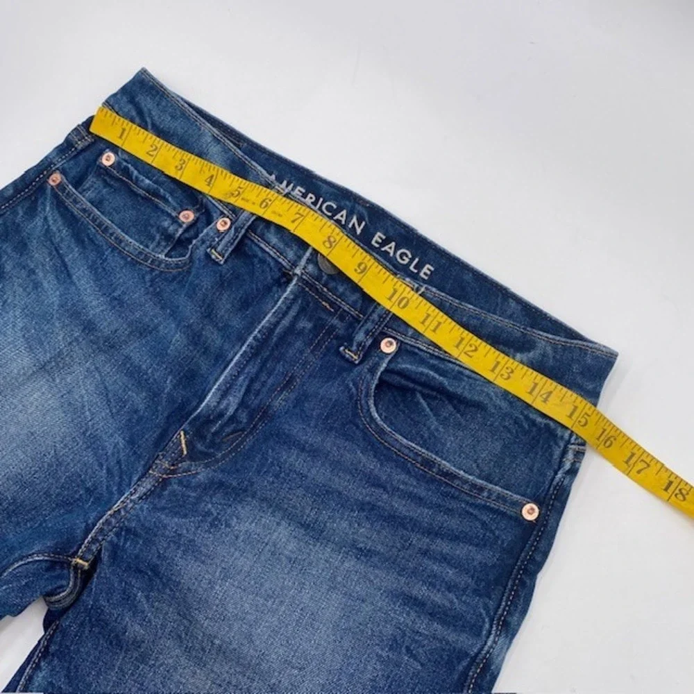 American Eagle Original Straight Jeans Mens 28x28 Blue Medium Wash Stretch Denim